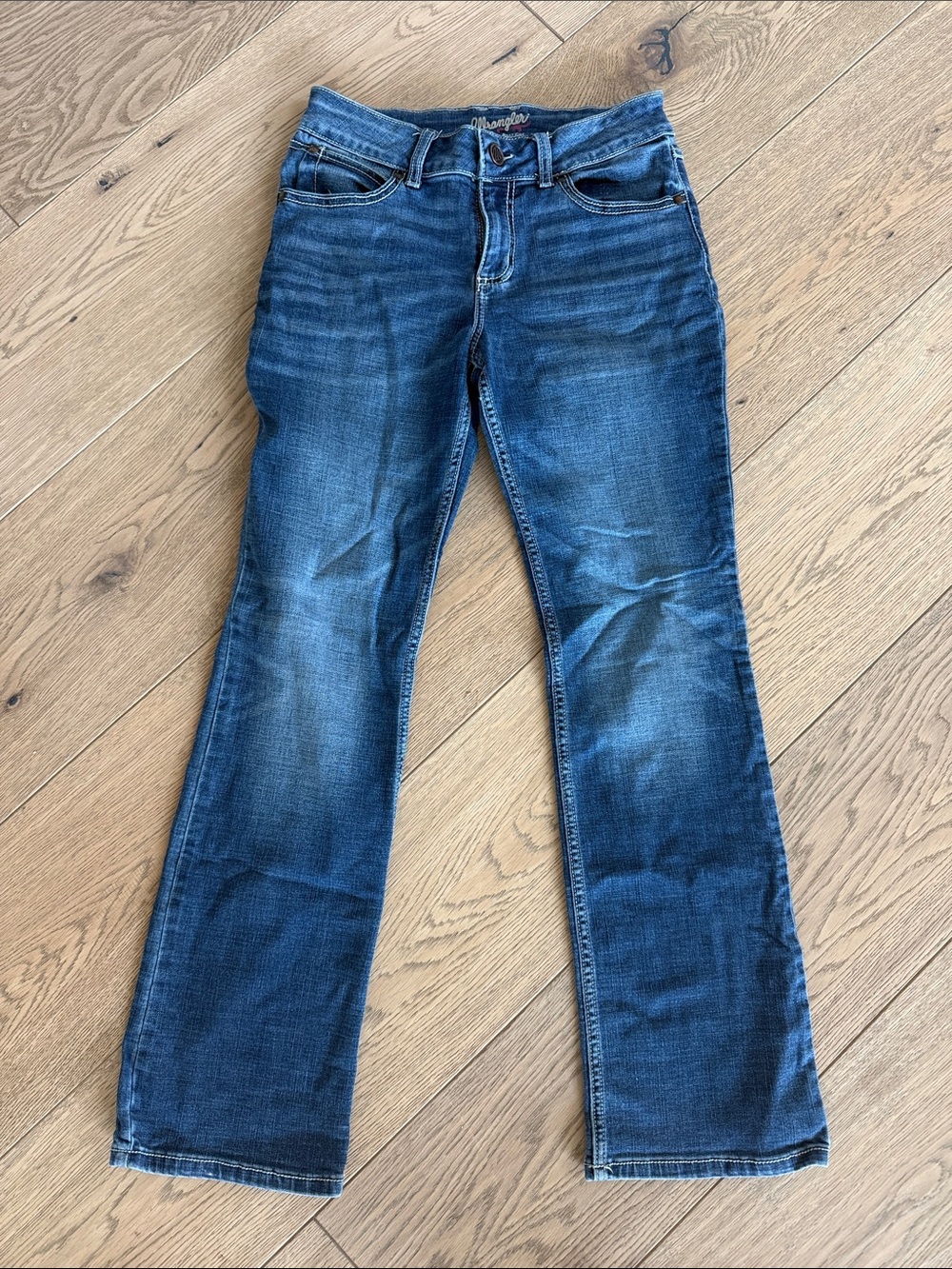 Wrangler Women's Flare Jeans - Medium Blue Wash - Picture 1 of 4